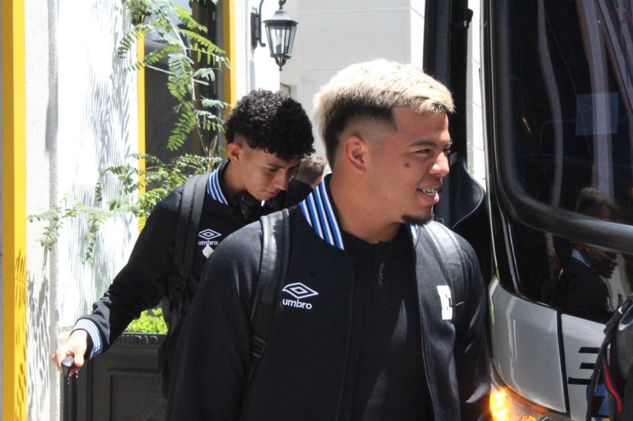 El Salvador se instala en Guatemala para el inicio de la eliminatoria mundialista